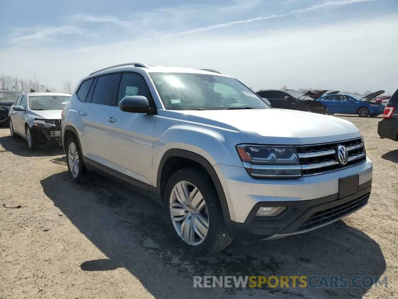 4 Photograph of a damaged car 1V2WR2CA8KC509852 VOLKSWAGEN ATLAS 2019
