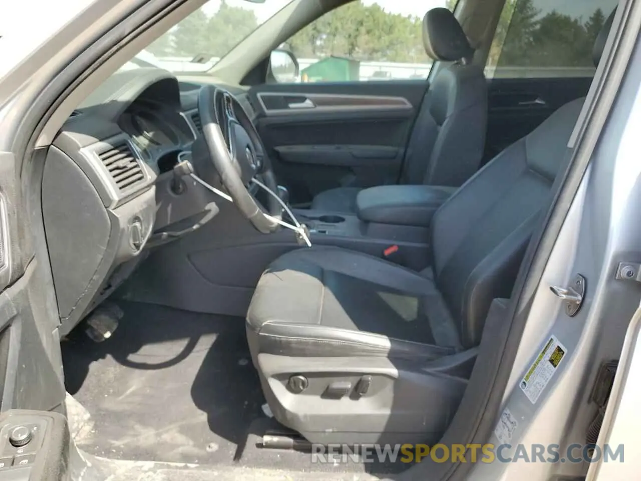 7 Photograph of a damaged car 1V2WR2CA8KC509852 VOLKSWAGEN ATLAS 2019