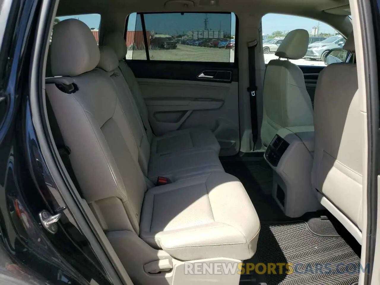 11 Фотография поврежденного автомобиля 1V2WR2CA9KC608647 VOLKSWAGEN ATLAS 2019