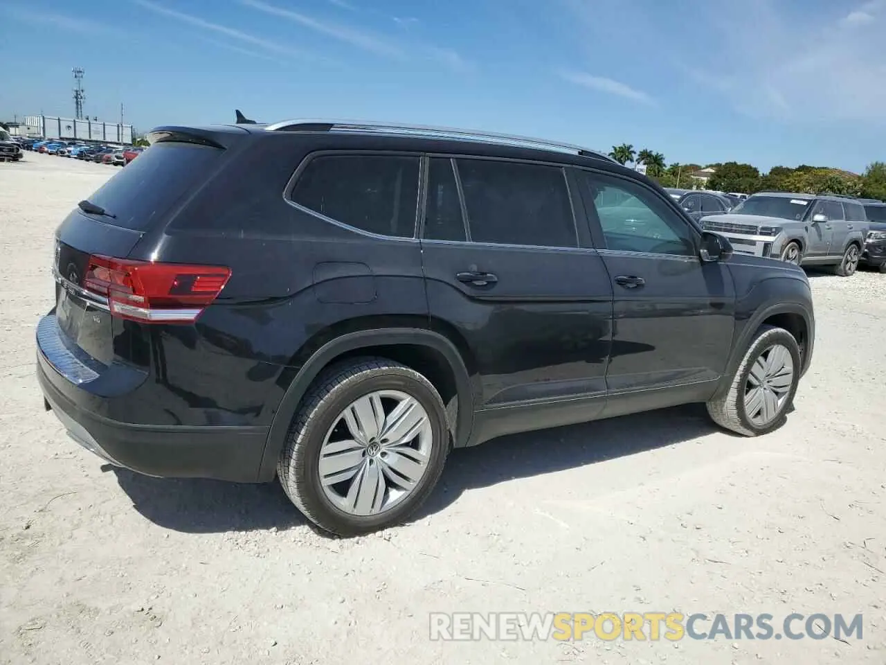 3 Фотография поврежденного автомобиля 1V2WR2CA9KC608647 VOLKSWAGEN ATLAS 2019