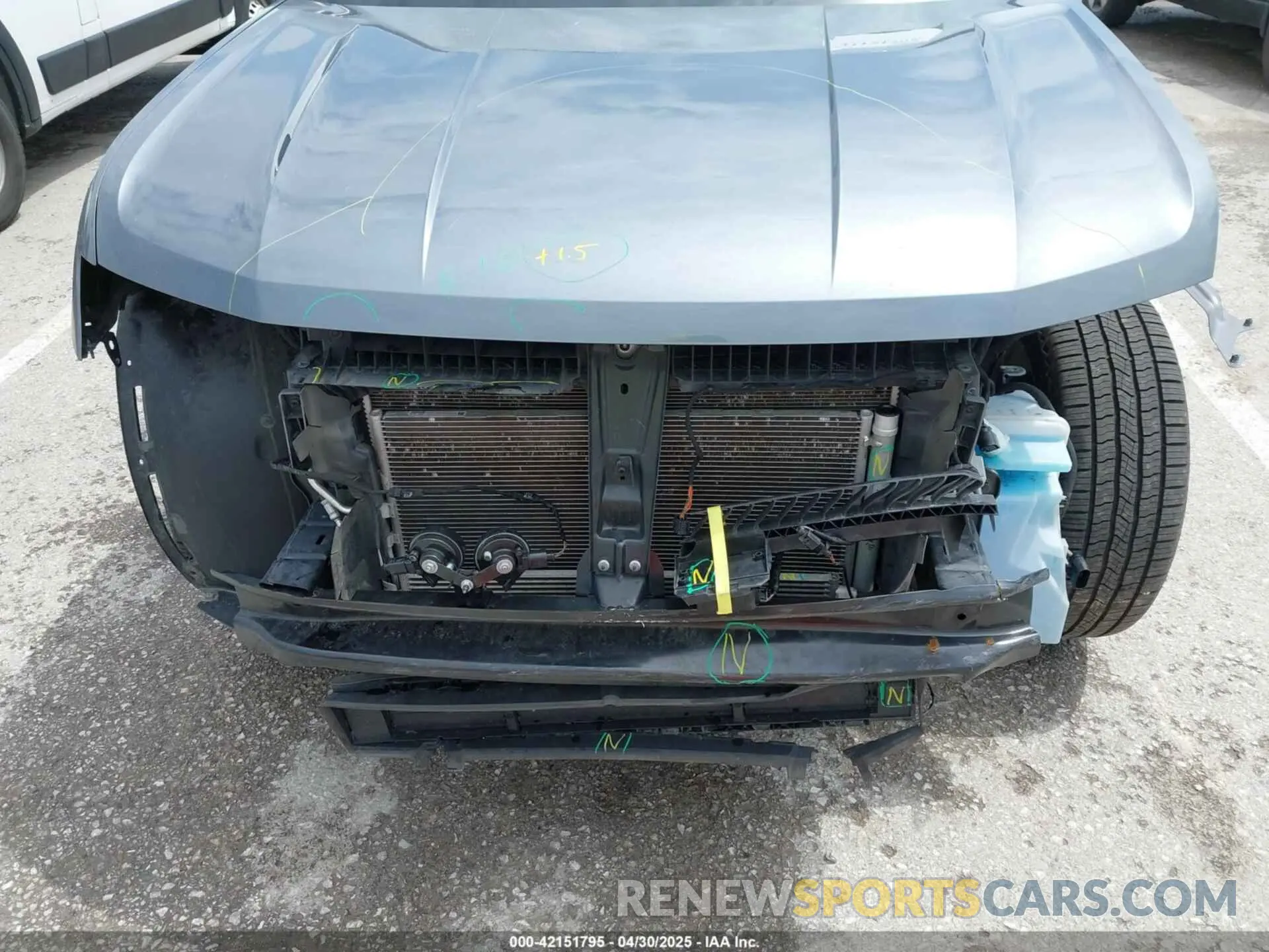 6 Photograph of a damaged car 1V2WR2CAXKC611864 VOLKSWAGEN ATLAS 2019