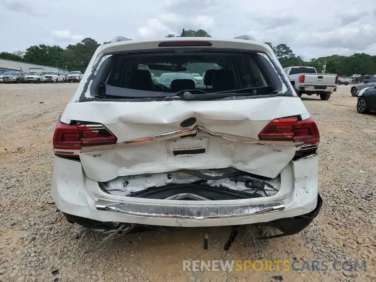 6 Photograph of a damaged car 1V2WR2CAXKC612609 VOLKSWAGEN ATLAS 2019