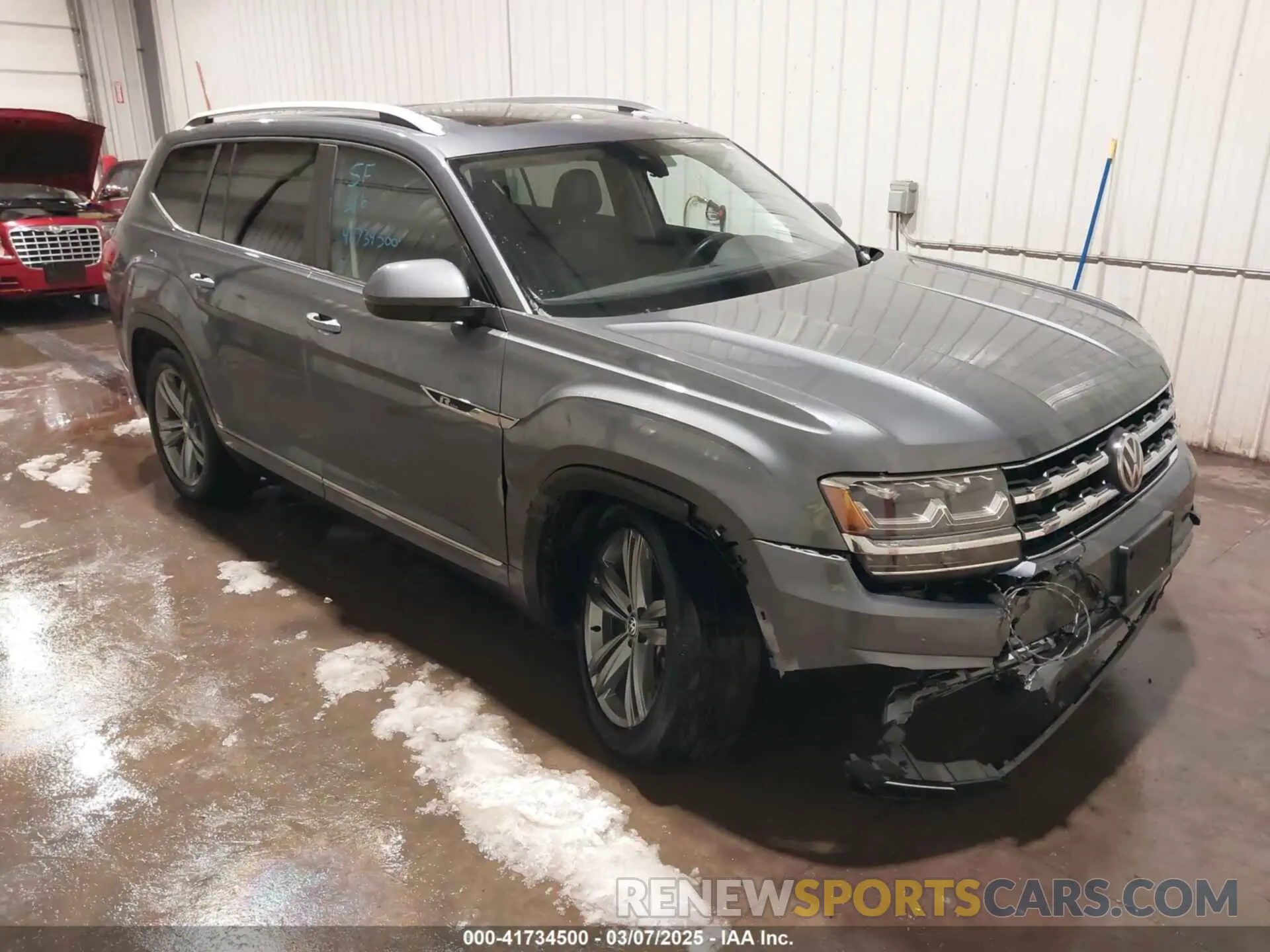 1 Photograph of a damaged car 1V2XR2CA0KC589099 VOLKSWAGEN ATLAS 2019