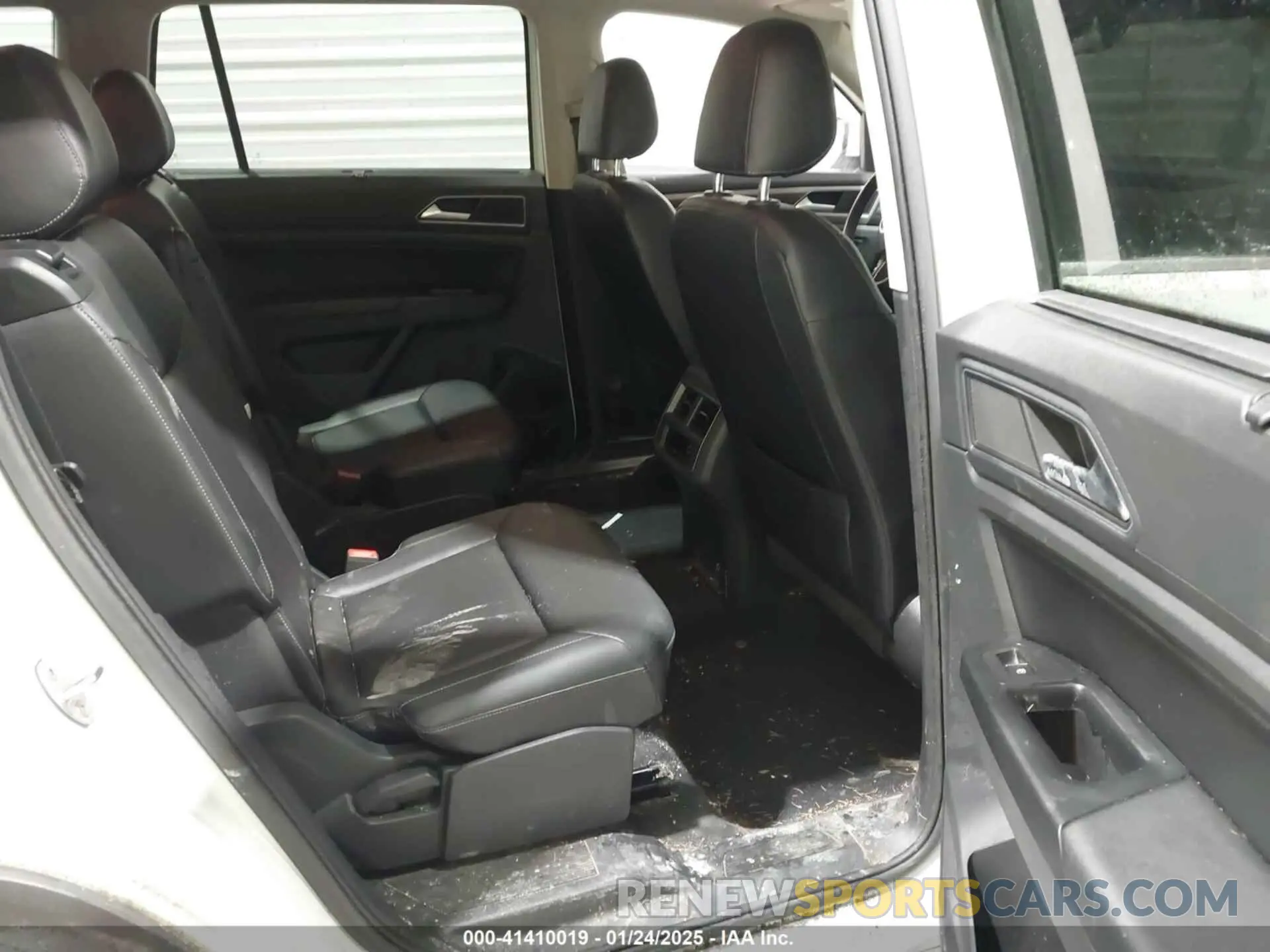 8 Фотография поврежденного автомобиля 1V2XR2CA0KC595596 VOLKSWAGEN ATLAS 2019