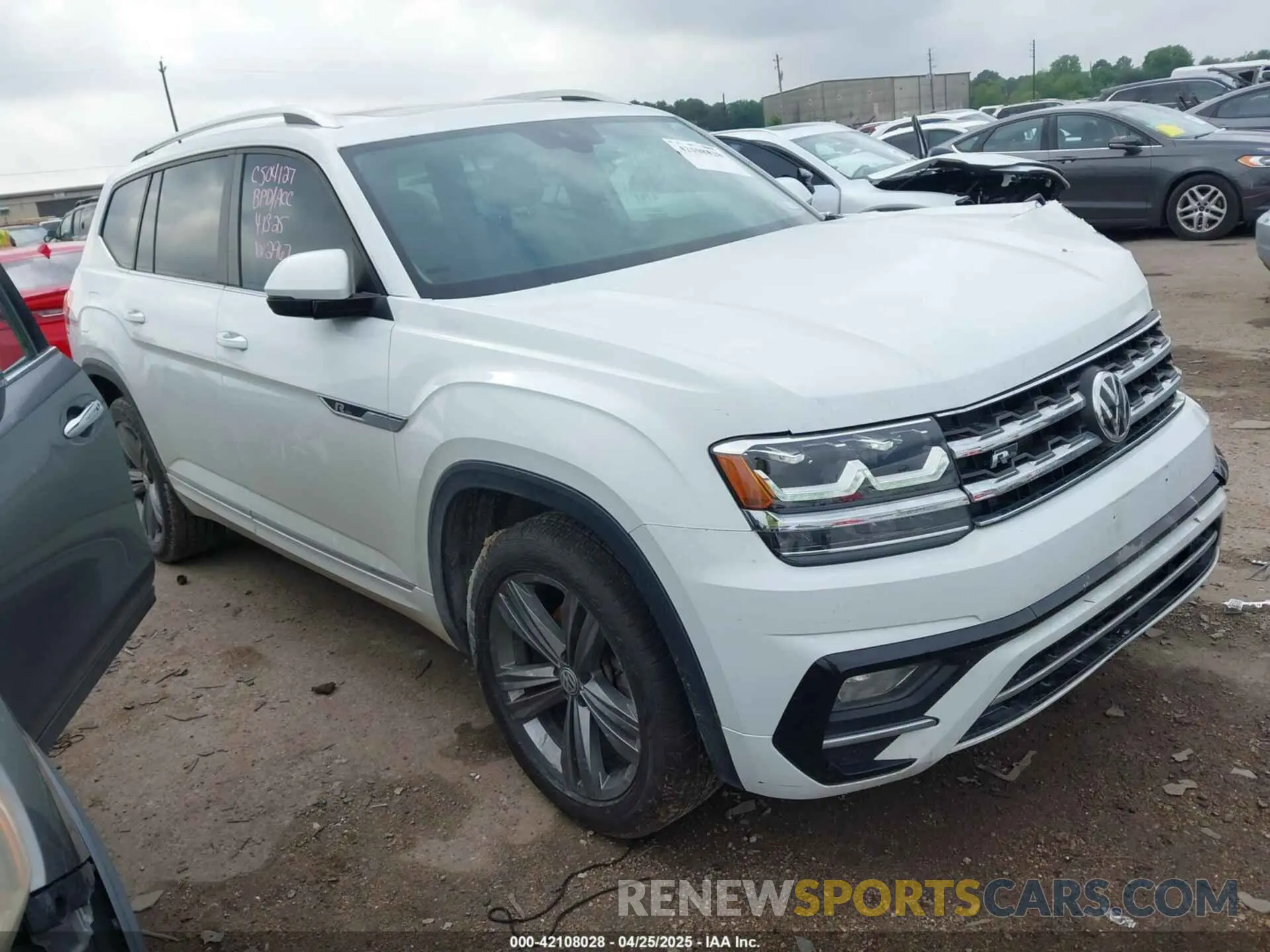 1 Фотография поврежденного автомобиля 1V2XR2CA1KC512967 VOLKSWAGEN ATLAS 2019