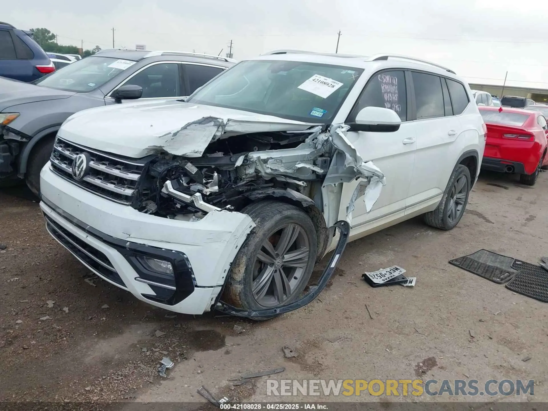 2 Фотография поврежденного автомобиля 1V2XR2CA1KC512967 VOLKSWAGEN ATLAS 2019
