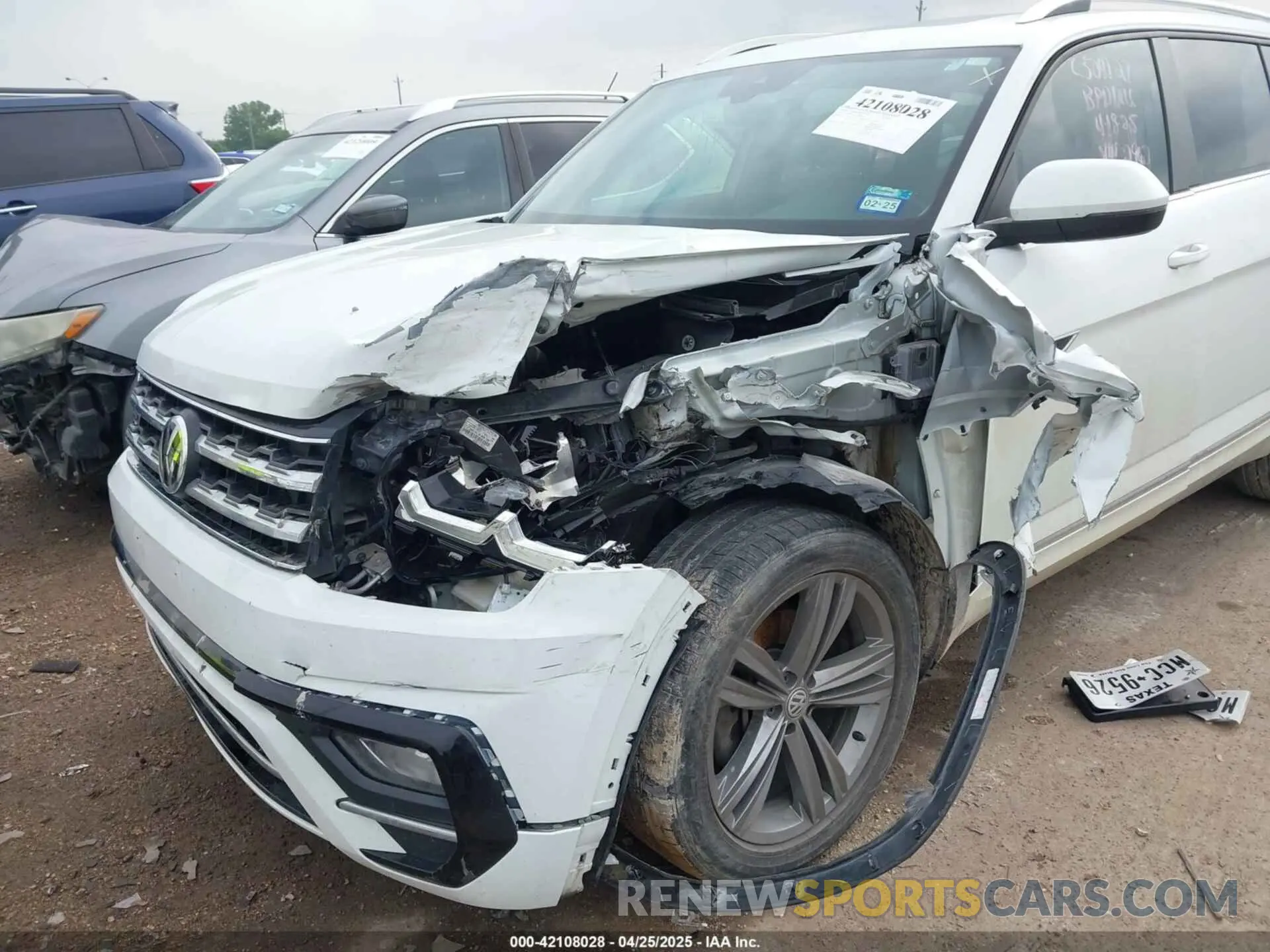 6 Фотография поврежденного автомобиля 1V2XR2CA1KC512967 VOLKSWAGEN ATLAS 2019