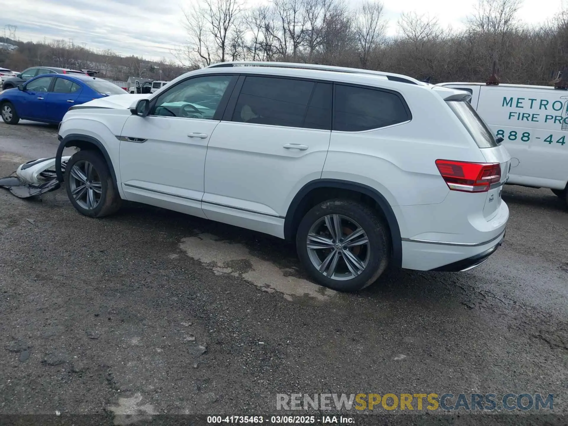 3 Фотография поврежденного автомобиля 1V2XR2CA2KC613418 VOLKSWAGEN ATLAS 2019