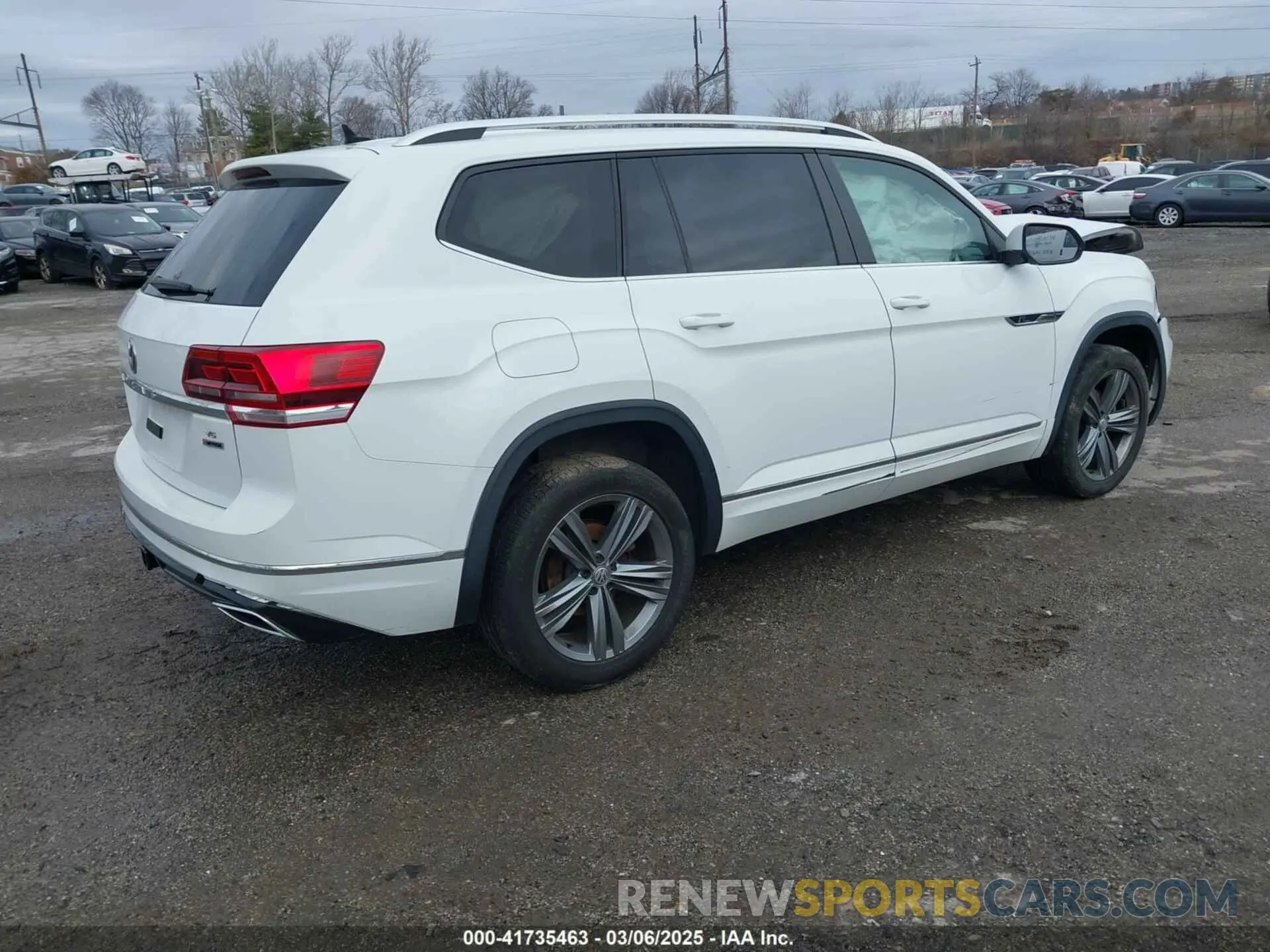 4 Фотография поврежденного автомобиля 1V2XR2CA2KC613418 VOLKSWAGEN ATLAS 2019