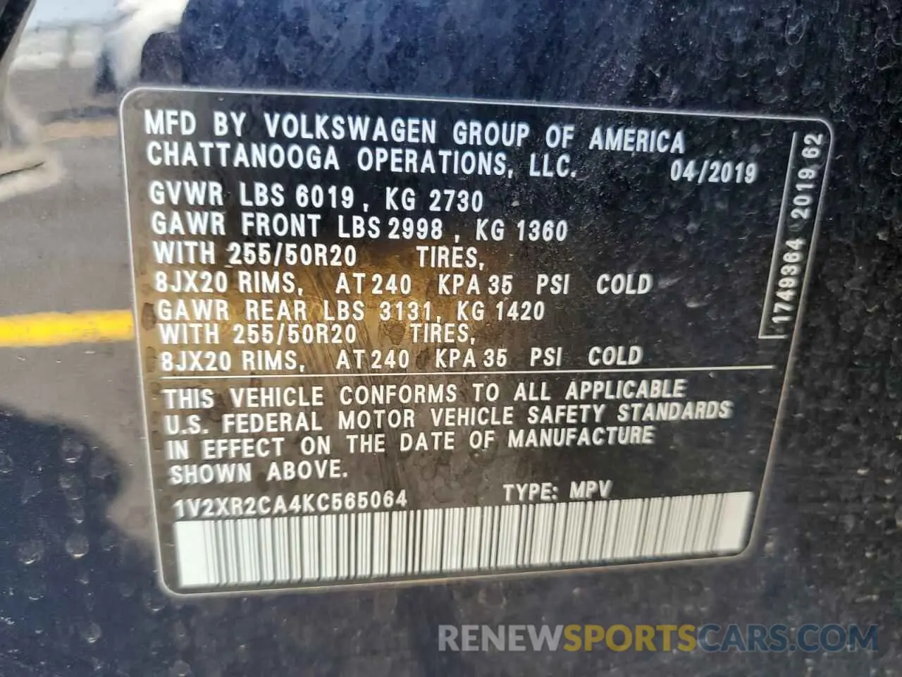 13 Photograph of a damaged car 1V2XR2CA4KC565064 VOLKSWAGEN ATLAS 2019