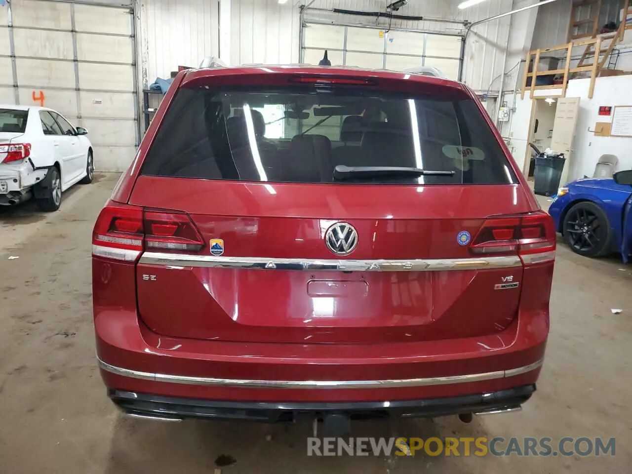 6 Фотография поврежденного автомобиля 1V2XR2CA6KC575711 VOLKSWAGEN ATLAS 2019