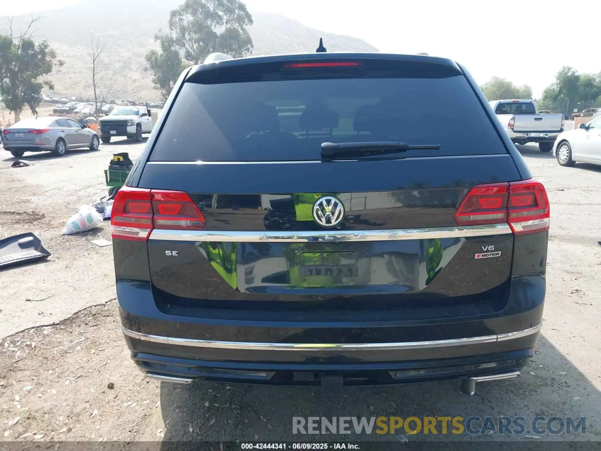 15 Фотография поврежденного автомобиля 1V2XR2CA9KC520010 VOLKSWAGEN ATLAS 2019