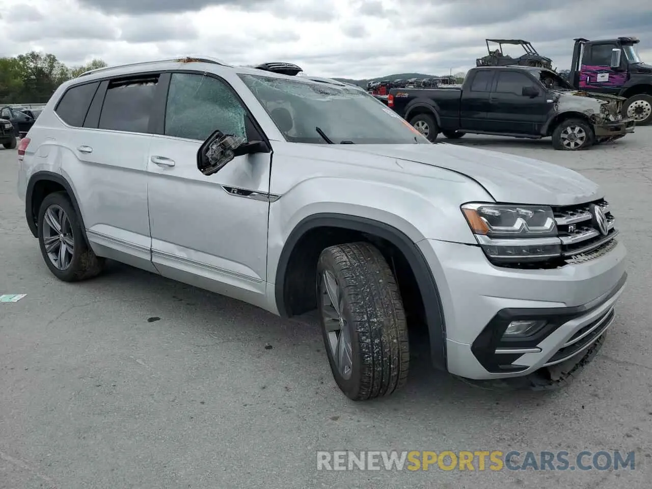 4 Фотография поврежденного автомобиля 1V2YR2CA0KC599989 VOLKSWAGEN ATLAS 2019