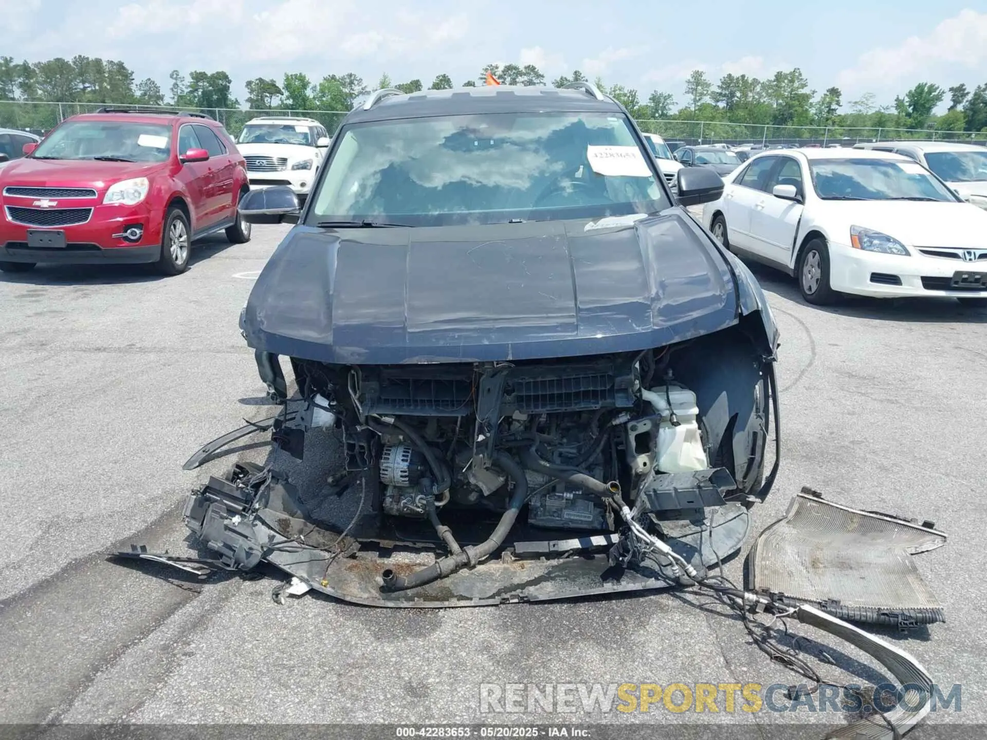 12 Photograph of a damaged car 1V2YR2CA2KC599024 VOLKSWAGEN ATLAS 2019