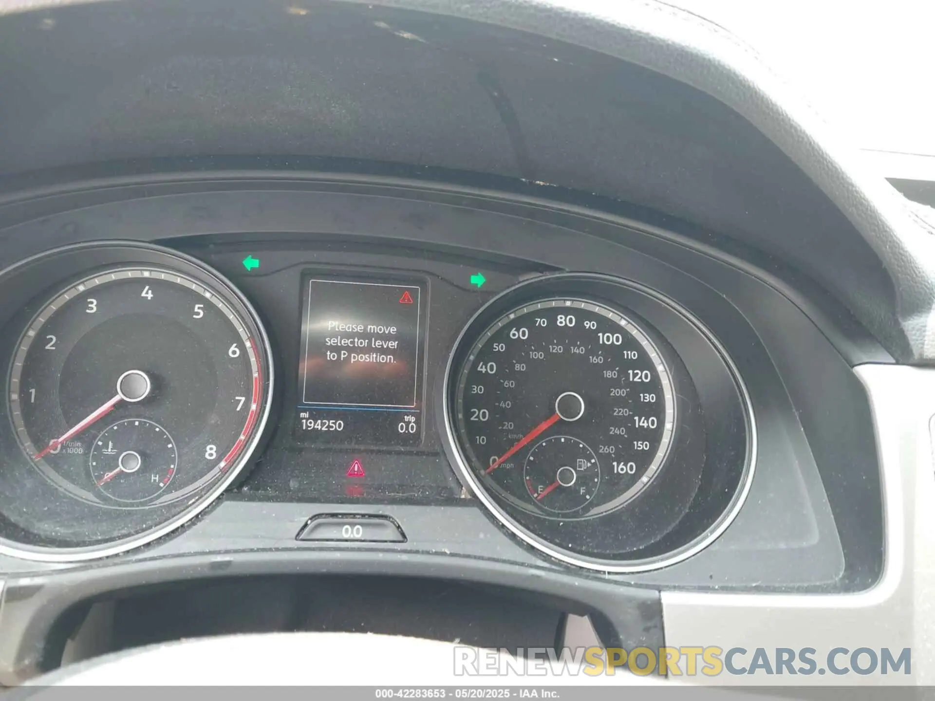 7 Photograph of a damaged car 1V2YR2CA2KC599024 VOLKSWAGEN ATLAS 2019