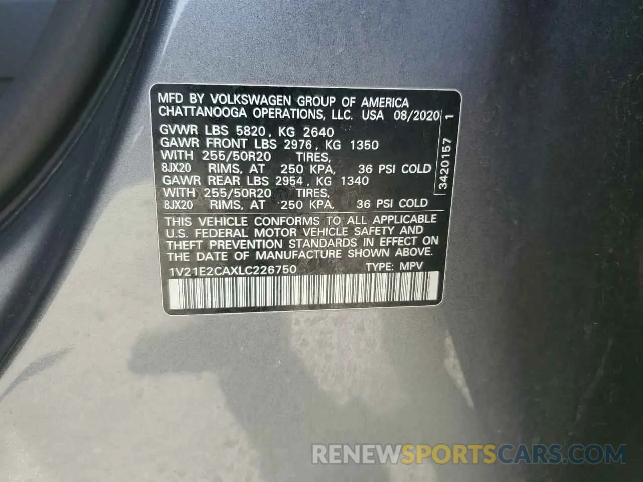 12 Photograph of a damaged car 1V21E2CAXLC226750 VOLKSWAGEN ATLAS 2020