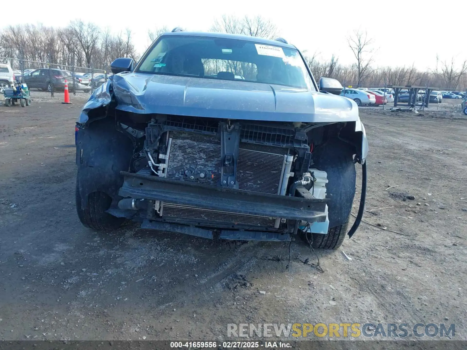 13 Photograph of a damaged car 1V2AP2CA0LC501536 VOLKSWAGEN ATLAS 2020