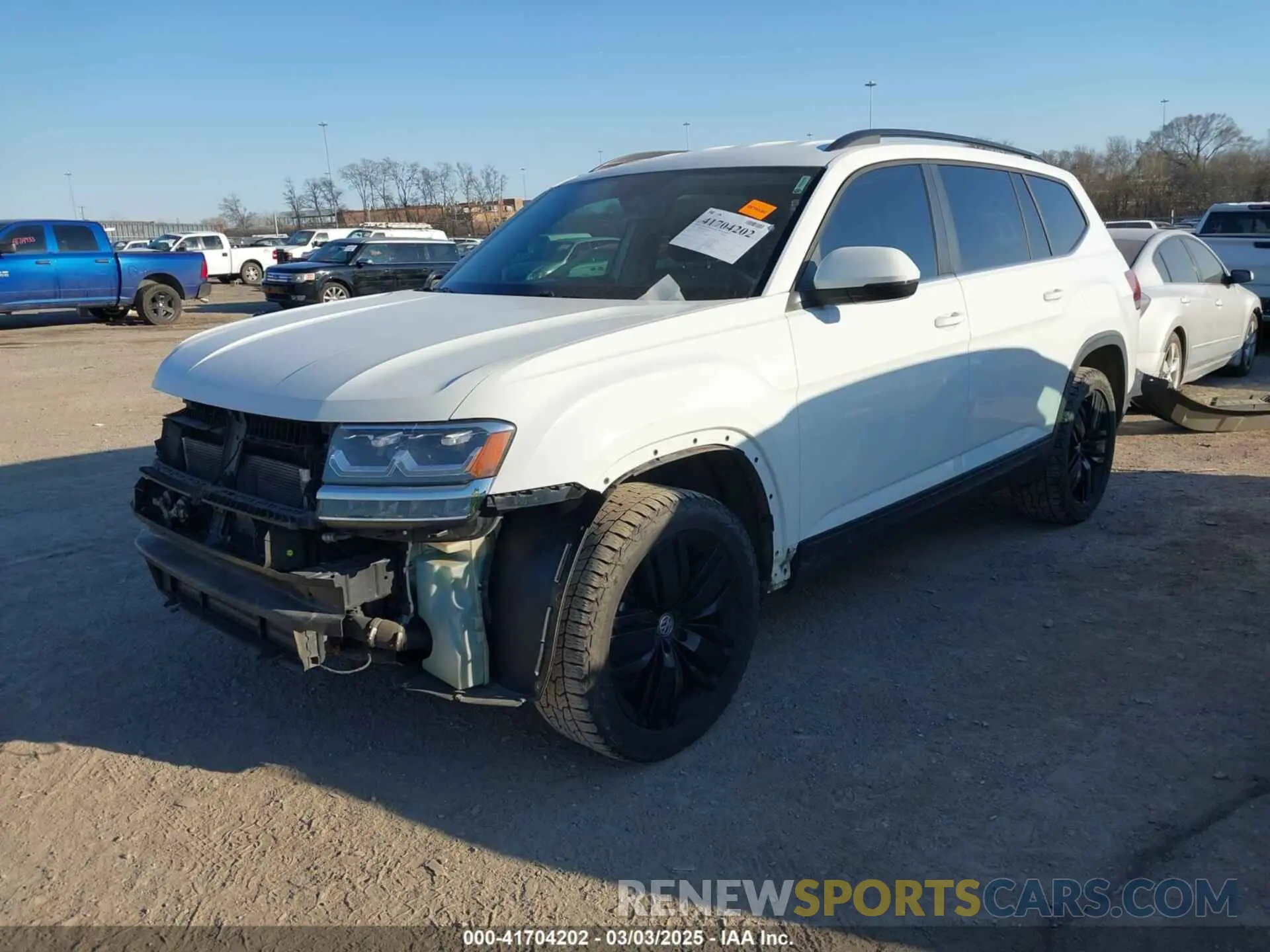 2 Фотография поврежденного автомобиля 1V2AP2CA4LC501538 VOLKSWAGEN ATLAS 2020