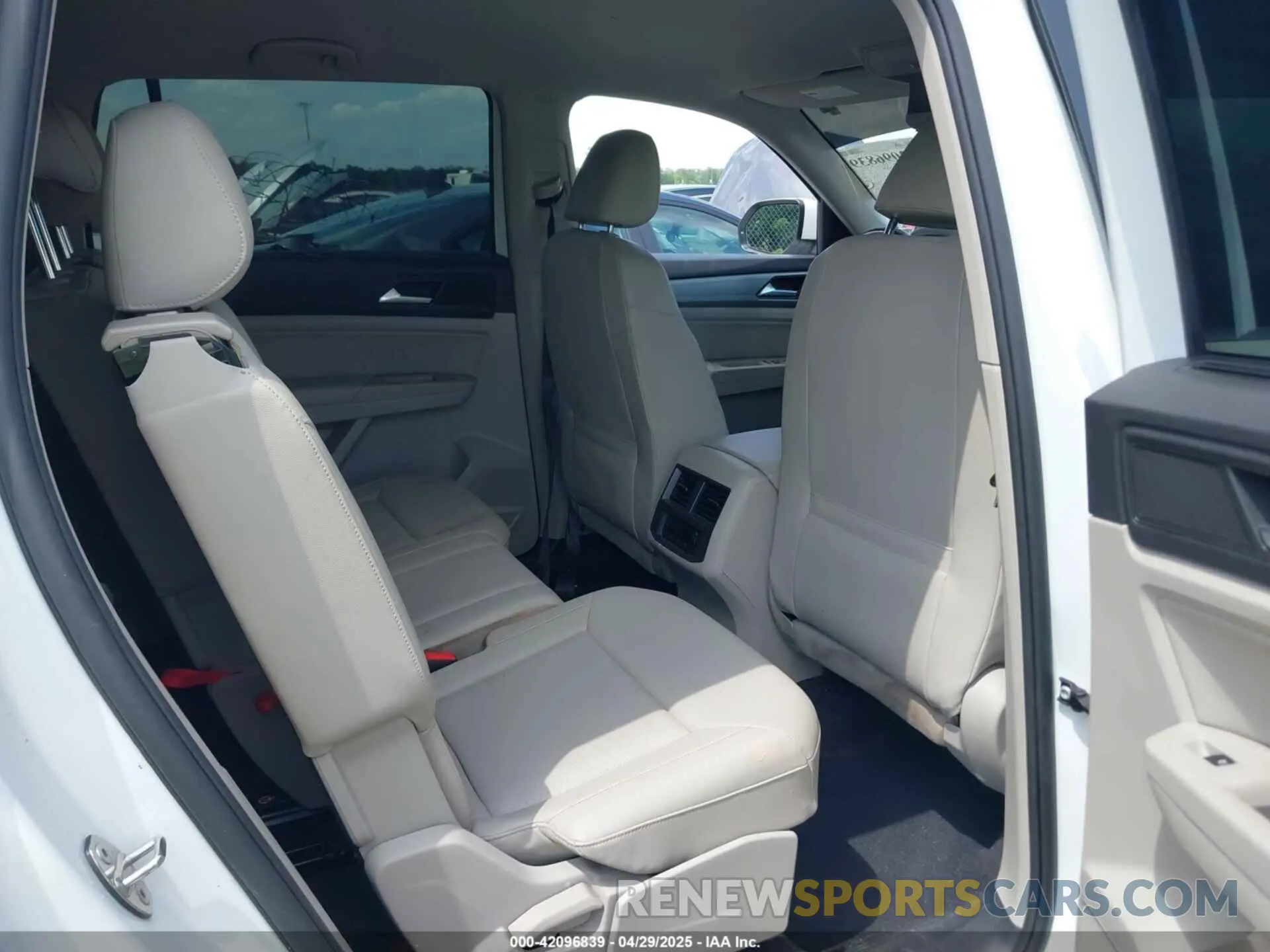 8 Фотография поврежденного автомобиля 1V2DP2CAXLC500407 VOLKSWAGEN ATLAS 2020
