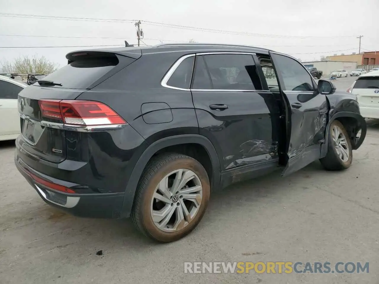 3 Photograph of a damaged car 1V2MC2CA9LC206962 VOLKSWAGEN ATLAS 2020
