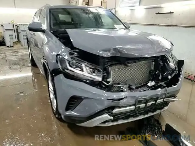 13 Photograph of a damaged car 1V2ME2CA1LC215102 VOLKSWAGEN ATLAS 2020