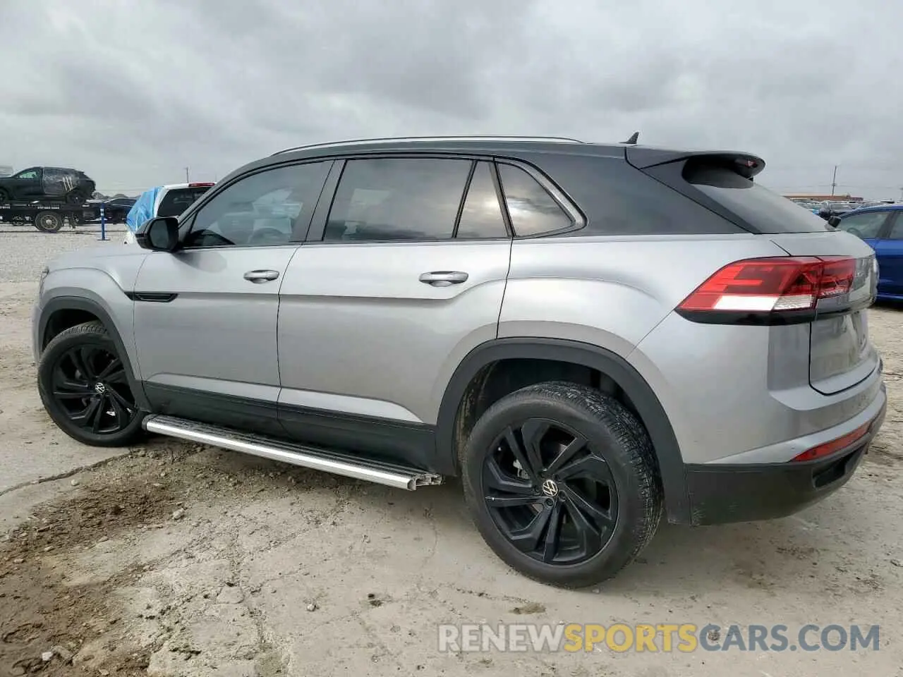2 Photograph of a damaged car 1V2ME2CA7LC215380 VOLKSWAGEN ATLAS 2020