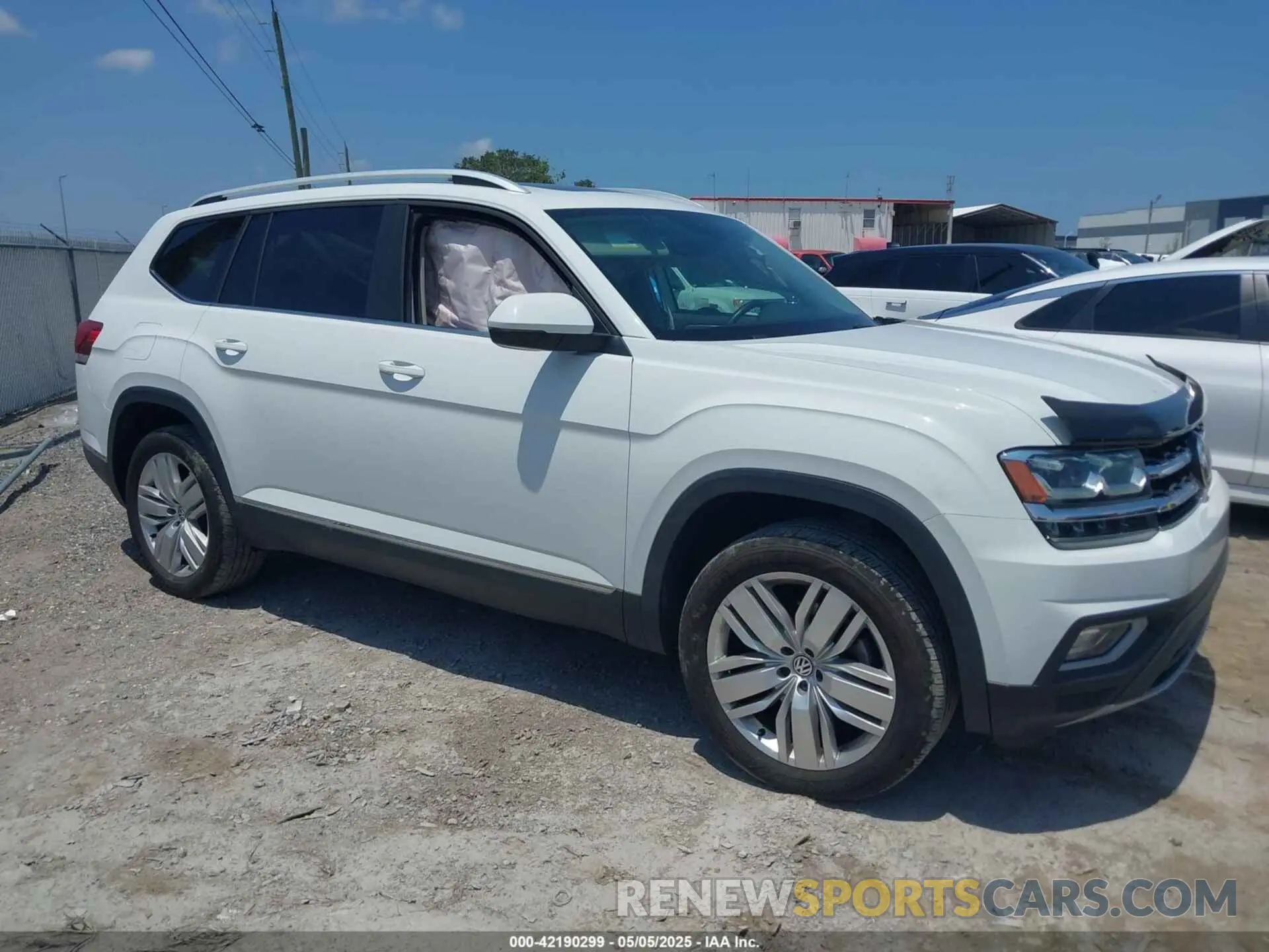 1 Фотография поврежденного автомобиля 1V2MR2CA0LC504010 VOLKSWAGEN ATLAS 2020