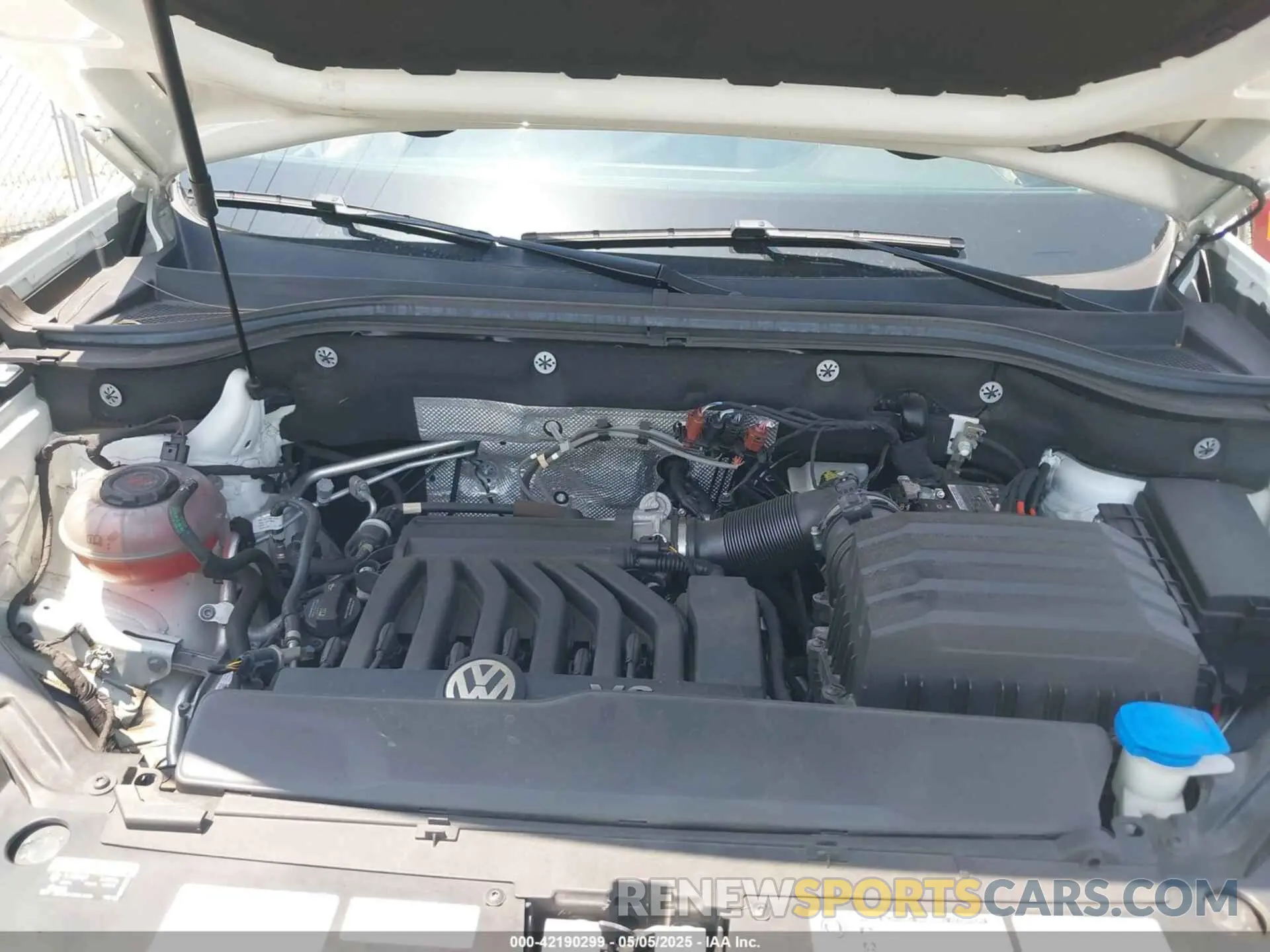 10 Фотография поврежденного автомобиля 1V2MR2CA0LC504010 VOLKSWAGEN ATLAS 2020