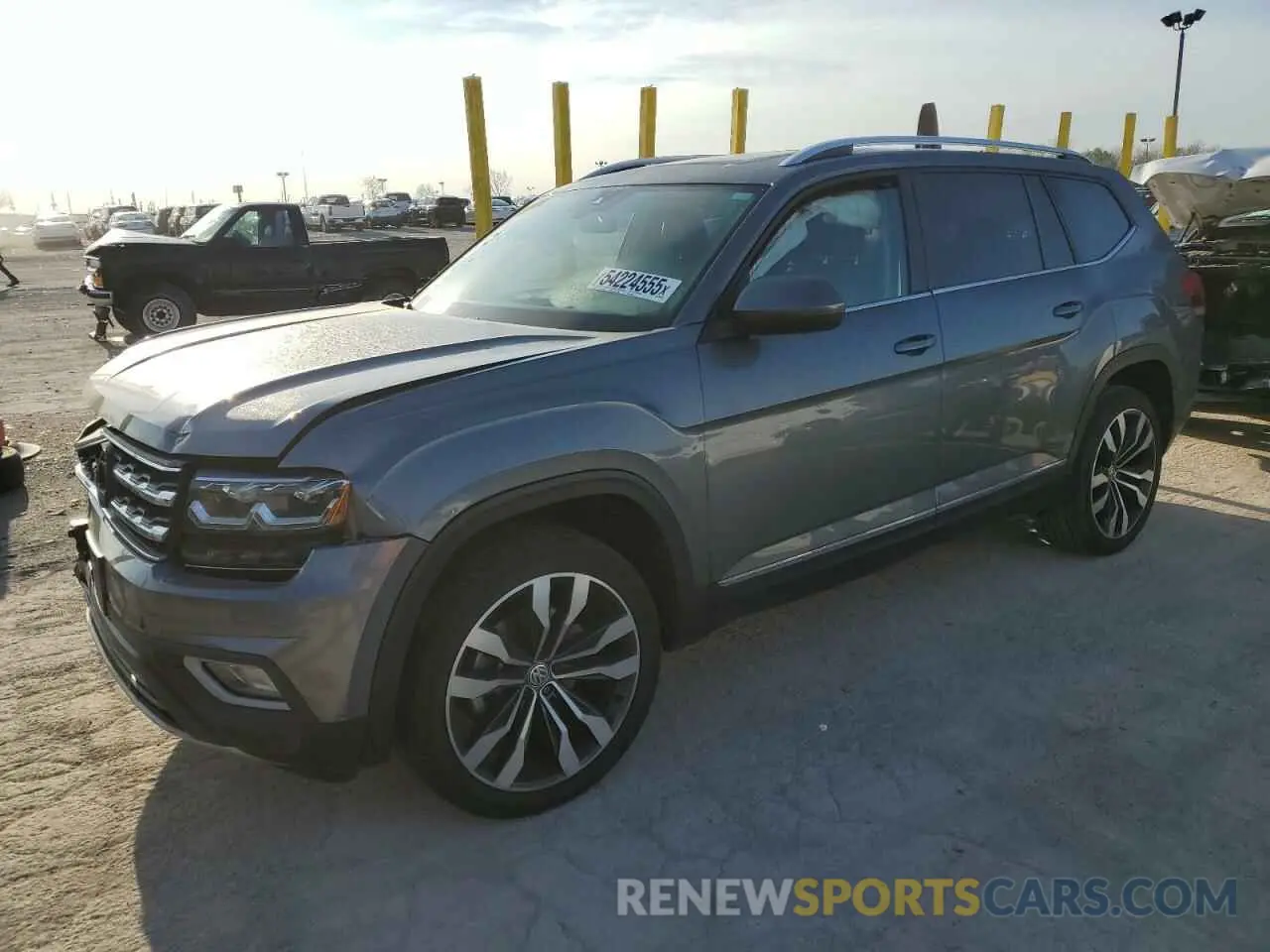 1 Photograph of a damaged car 1V2MR2CA6LC505095 VOLKSWAGEN ATLAS 2020
