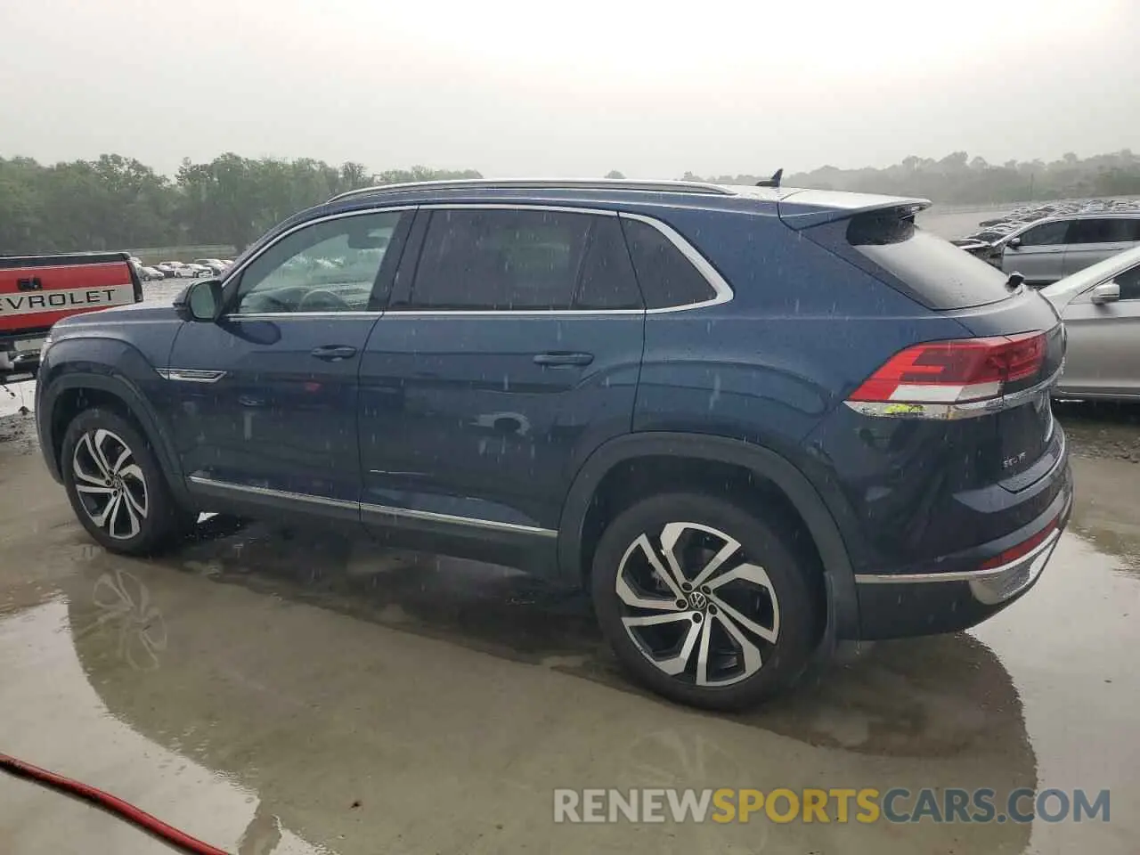 2 Photograph of a damaged car 1V2NE2CA1LC215797 VOLKSWAGEN ATLAS 2020