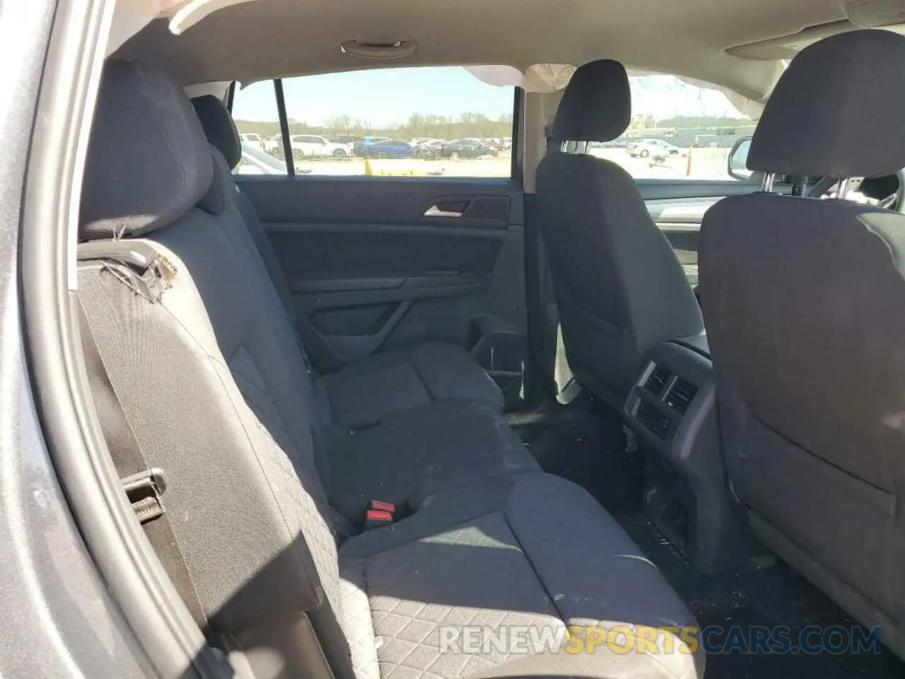 10 Photograph of a damaged car 1V2AP2CA4MC501931 VOLKSWAGEN ATLAS 2021