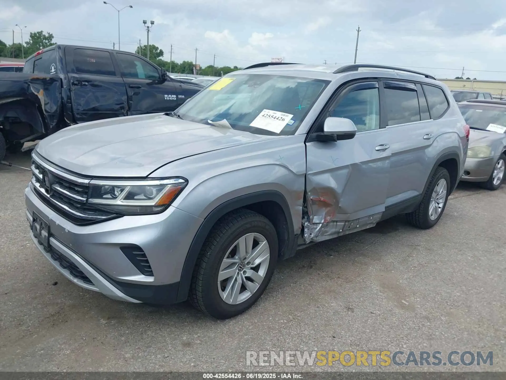 2 Фотография поврежденного автомобиля 1V2AP2CA8MC505285 VOLKSWAGEN ATLAS 2021
