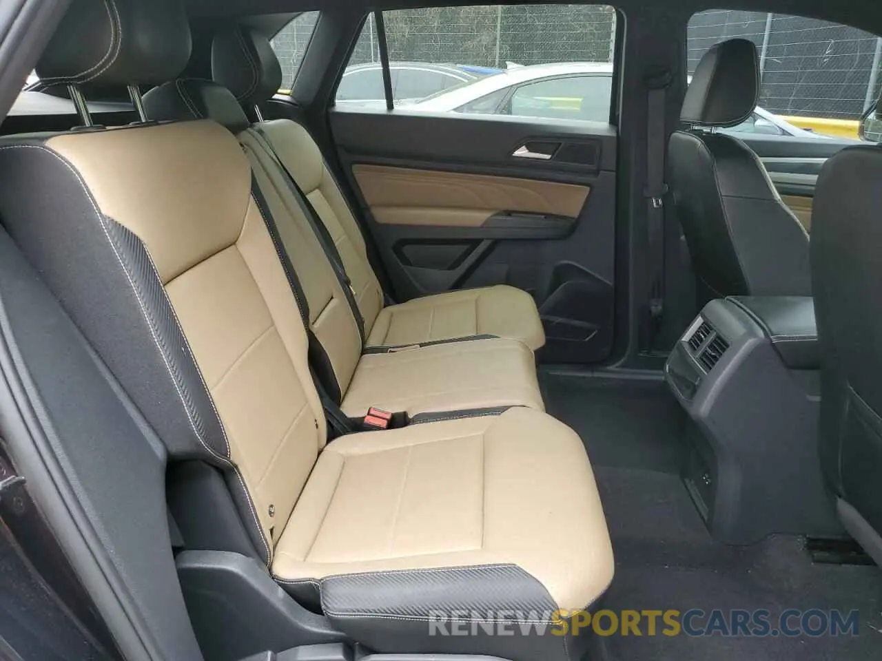 11 Фотография поврежденного автомобиля 1V2BE2CA7MC213069 VOLKSWAGEN ATLAS 2021
