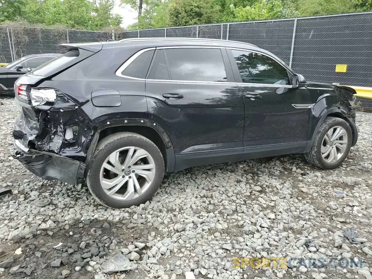3 Фотография поврежденного автомобиля 1V2BE2CA7MC213069 VOLKSWAGEN ATLAS 2021