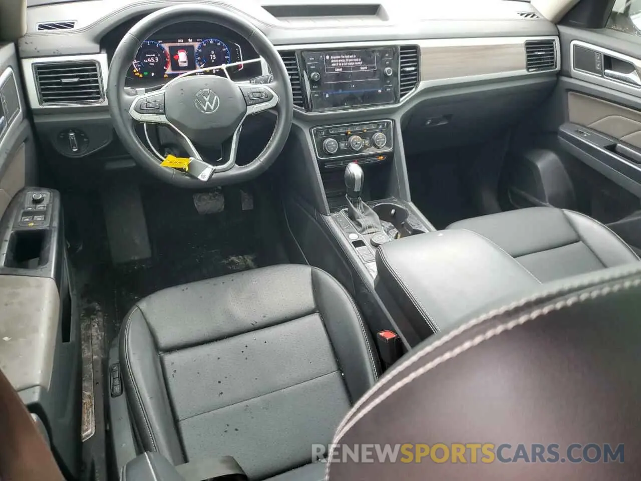 8 Photograph of a damaged car 1V2BP2CA5MC545411 VOLKSWAGEN ATLAS 2021