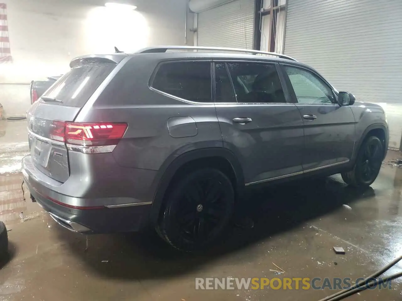 3 Фотография поврежденного автомобиля 1V2BR2CA0MC510897 VOLKSWAGEN ATLAS 2021