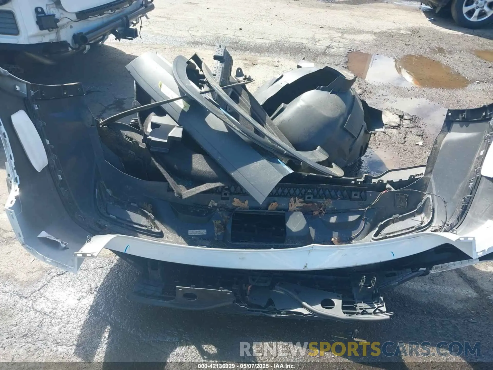 12 Photograph of a damaged car 1V2BR2CA5MC523418 VOLKSWAGEN ATLAS 2021