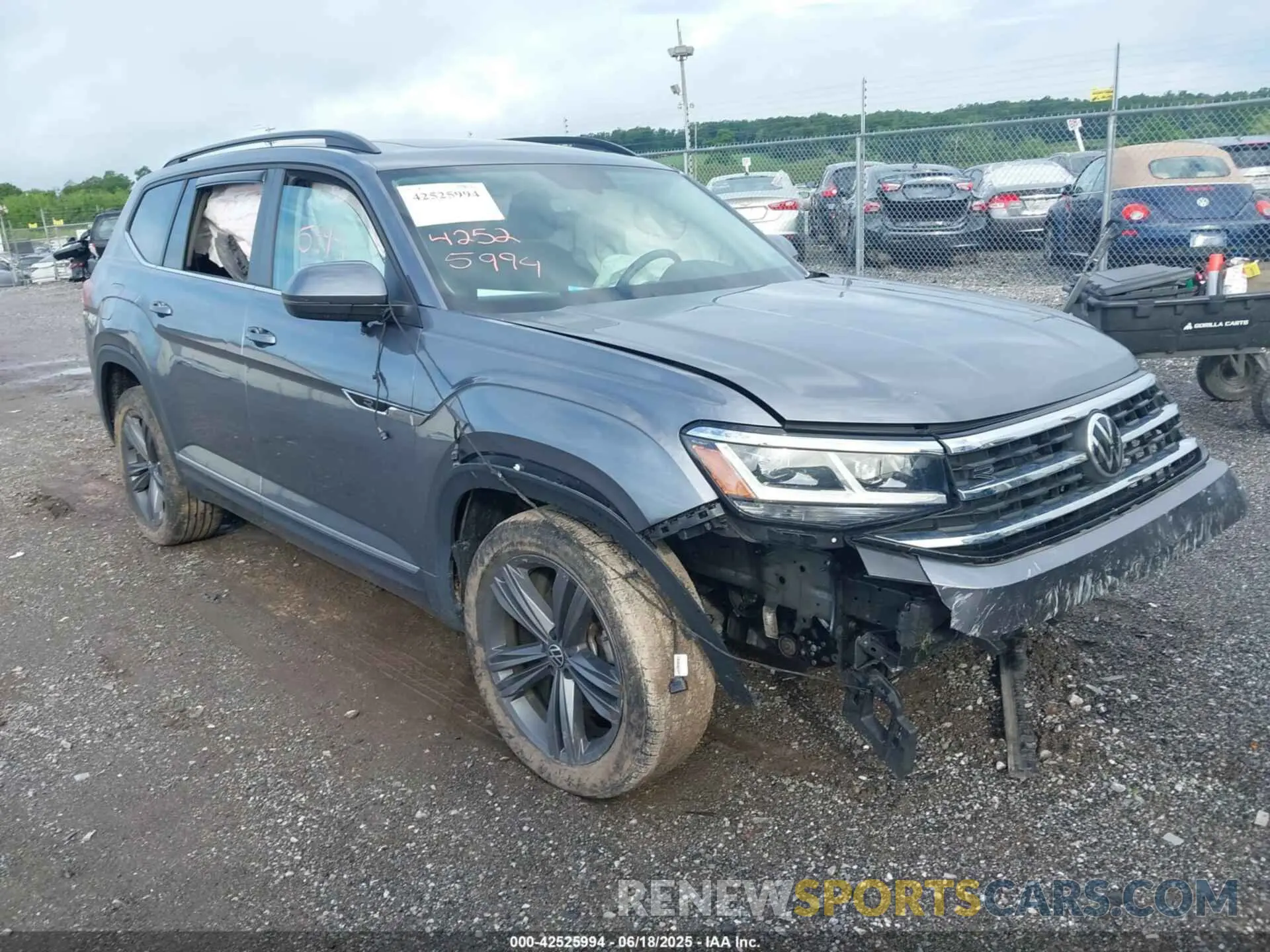 1 Photograph of a damaged car 1V2BR2CA5MC607965 VOLKSWAGEN ATLAS 2021