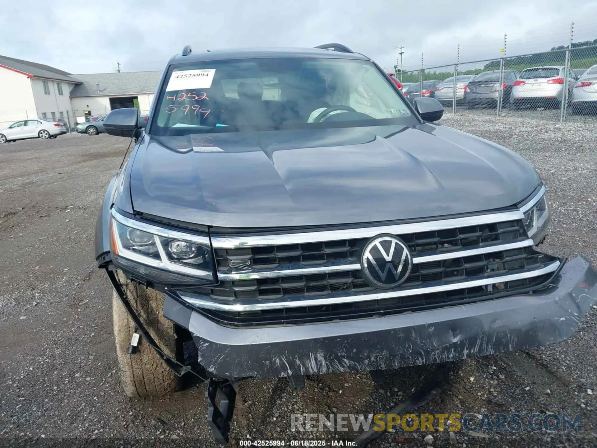 12 Photograph of a damaged car 1V2BR2CA5MC607965 VOLKSWAGEN ATLAS 2021