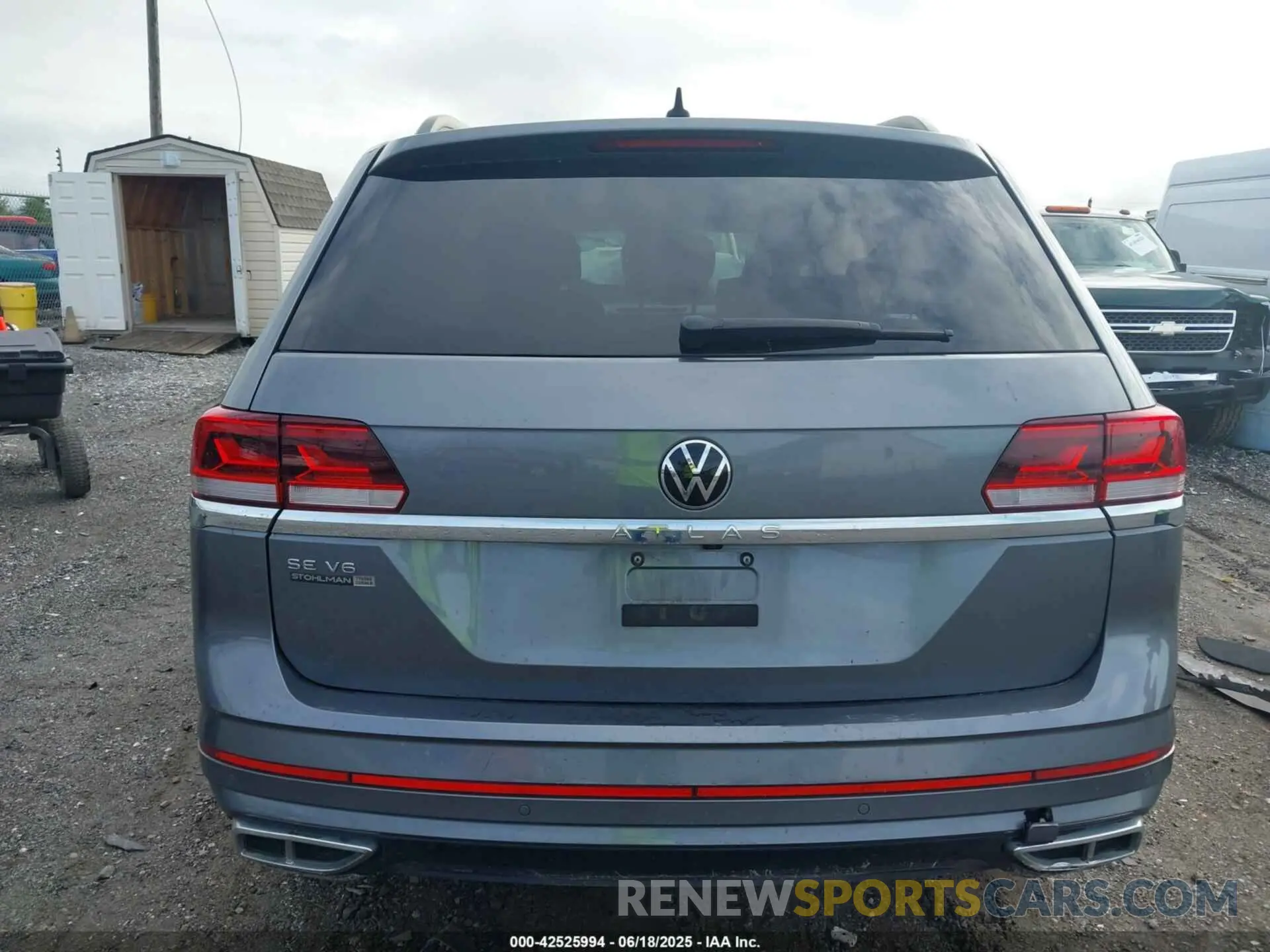 16 Photograph of a damaged car 1V2BR2CA5MC607965 VOLKSWAGEN ATLAS 2021