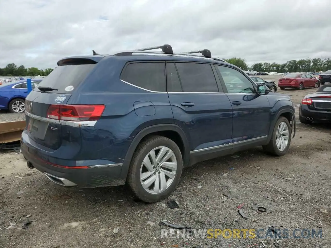 3 Photograph of a damaged car 1V2BR2CA8MC576209 VOLKSWAGEN ATLAS 2021