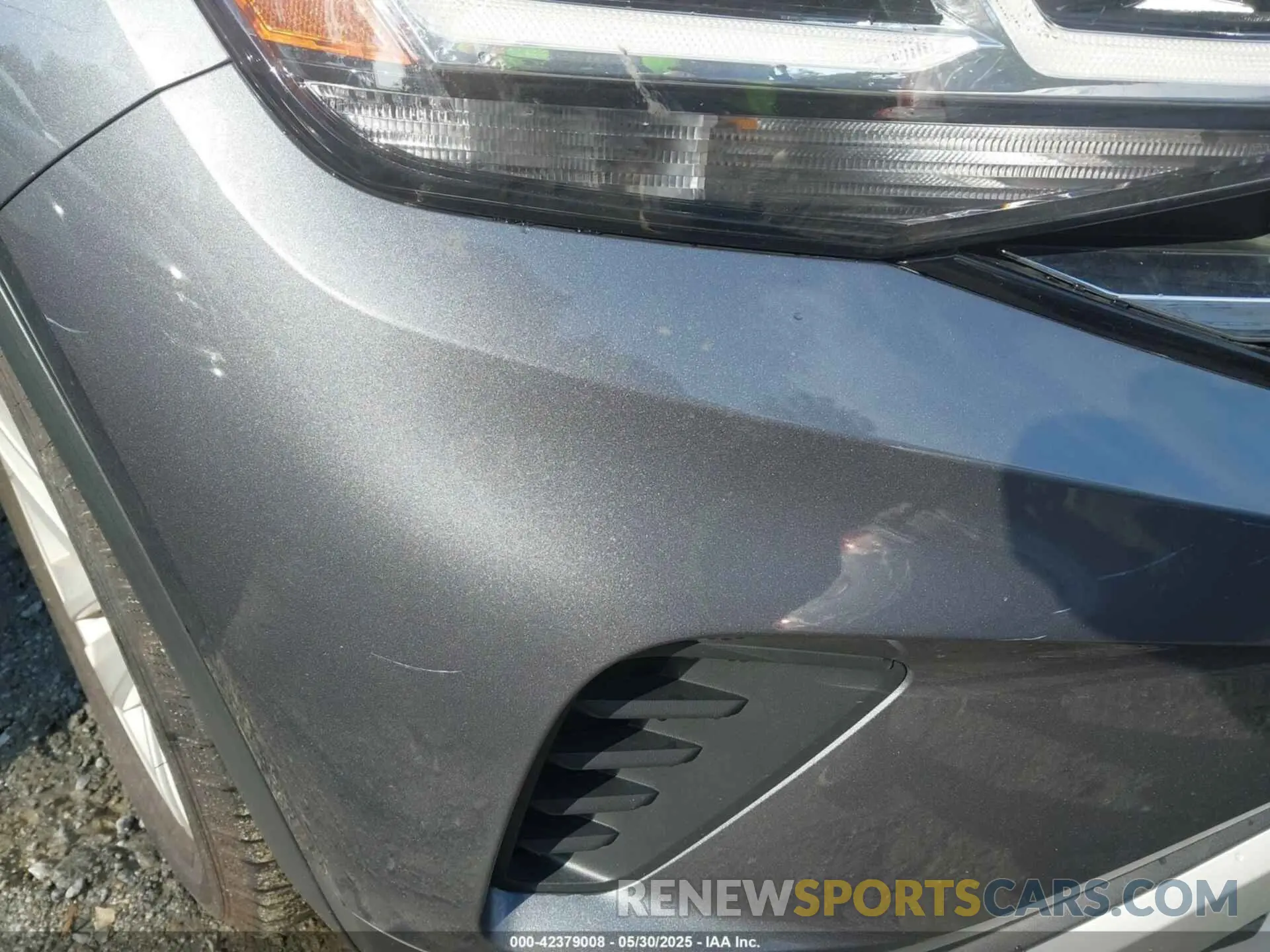18 Photograph of a damaged car 1V2BR2CA8MC577991 VOLKSWAGEN ATLAS 2021