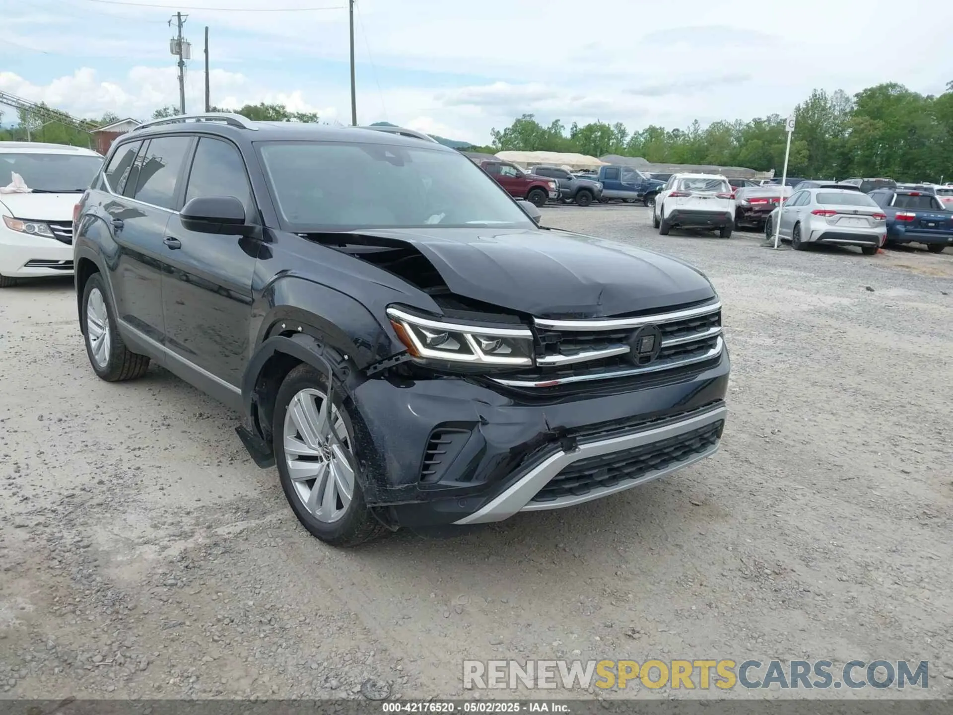 1 Photograph of a damaged car 1V2BR2CA9MC576221 VOLKSWAGEN ATLAS 2021
