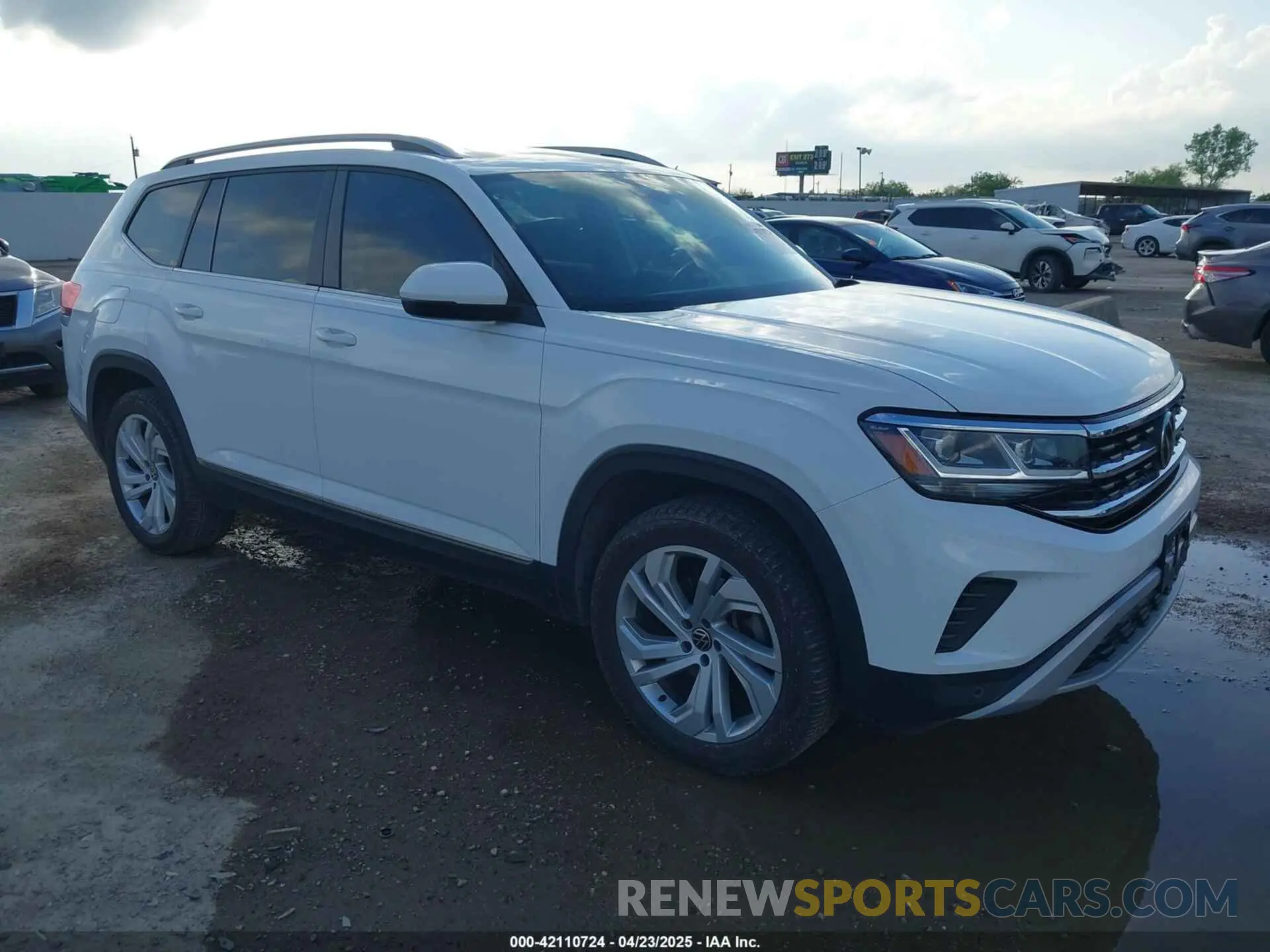 1 Фотография поврежденного автомобиля 1V2BR2CAXMC522670 VOLKSWAGEN ATLAS 2021