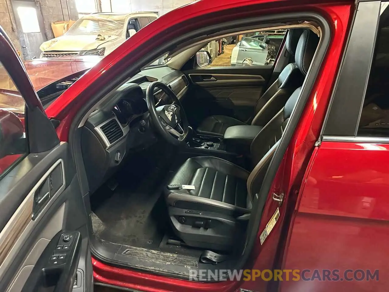 7 Photograph of a damaged car 1V2BR2CAXMC563719 VOLKSWAGEN ATLAS 2021