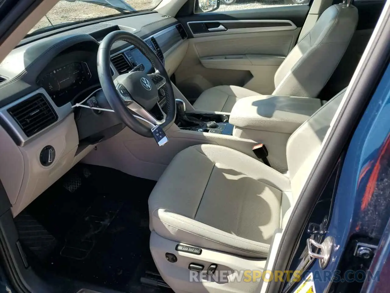 7 Photograph of a damaged car 1V2BR2CAXMC593450 VOLKSWAGEN ATLAS 2021