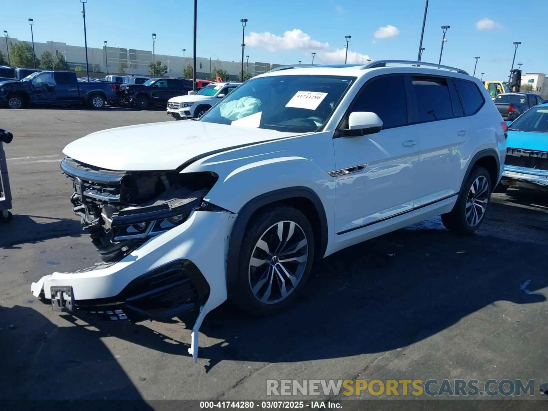 2 Photograph of a damaged car 1V2CR2CA8MC551444 VOLKSWAGEN ATLAS 2021