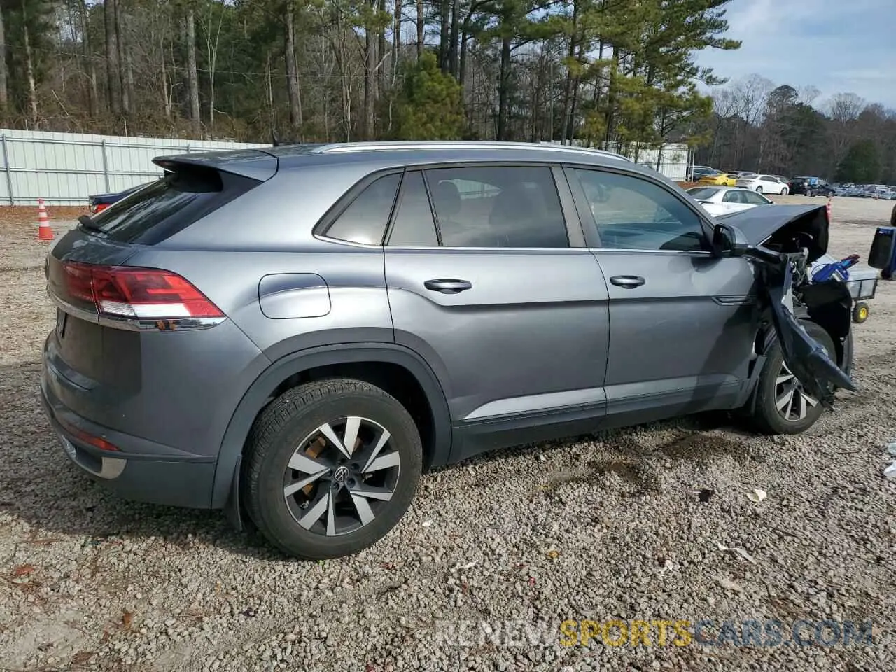 3 Photograph of a damaged car 1V2DC2CA3MC210703 VOLKSWAGEN ATLAS 2021