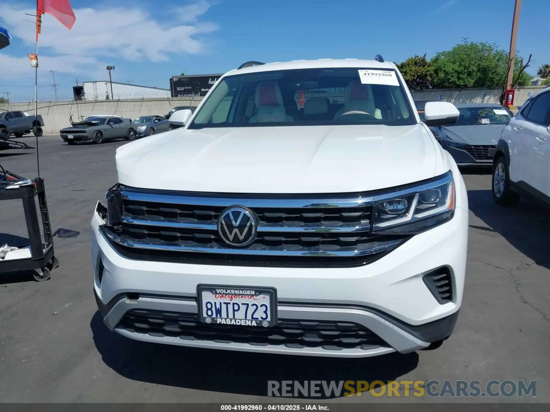 12 Photograph of a damaged car 1V2DP2CA5MC591104 VOLKSWAGEN ATLAS 2021