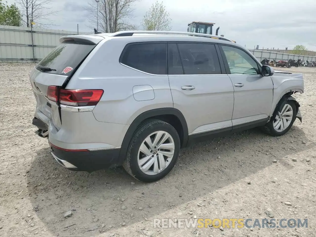 3 Photograph of a damaged car 1V2ER2CA8MC570634 VOLKSWAGEN ATLAS 2021